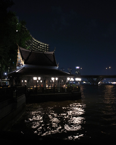 Asiatique The Riverfront